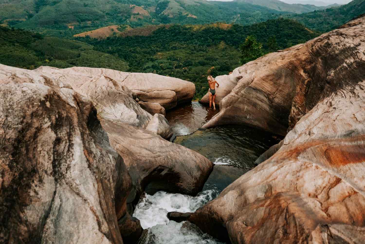 Diyaluma Falls Hike (2nd Highest)