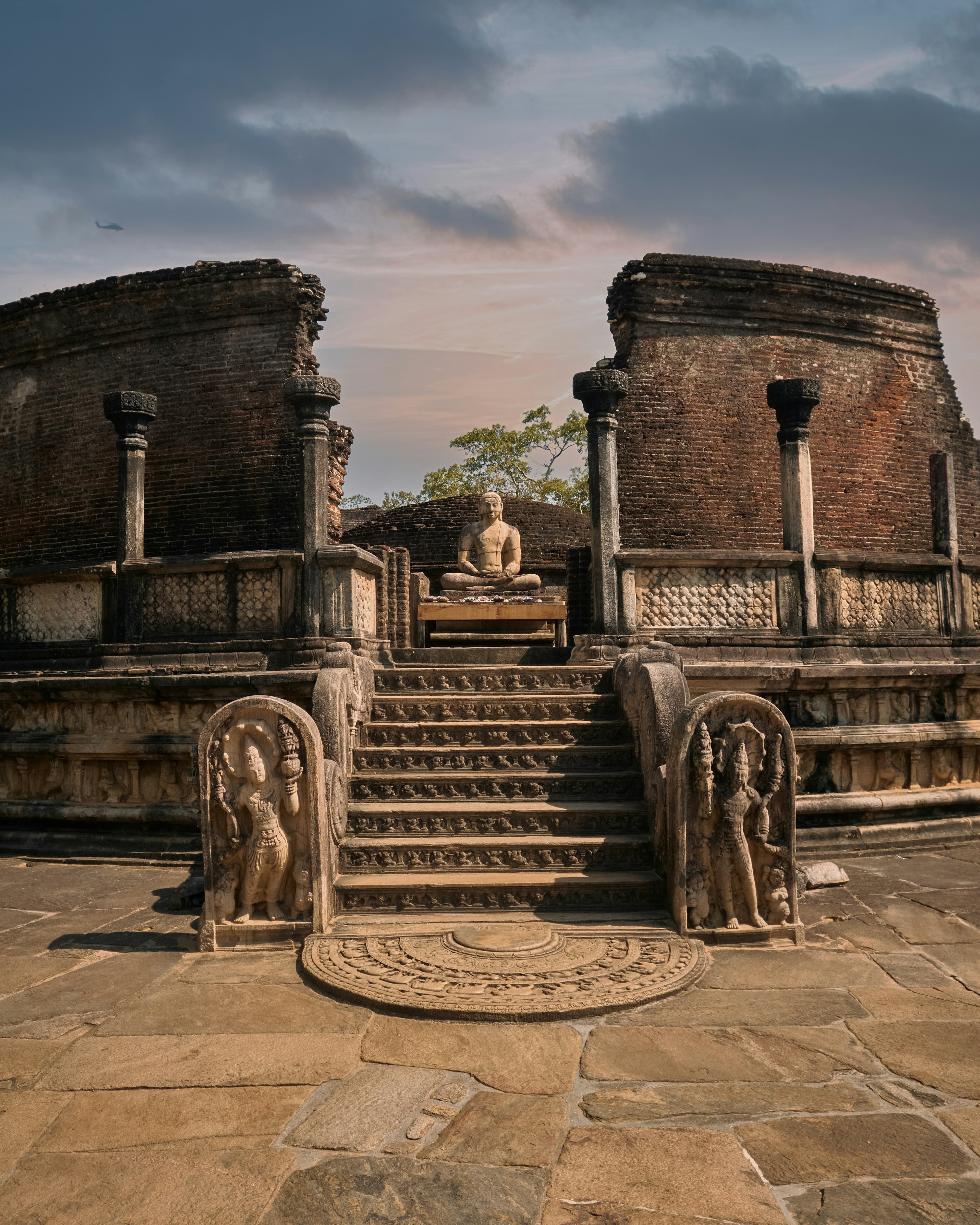 Polonnaruwa Ancient Ruins